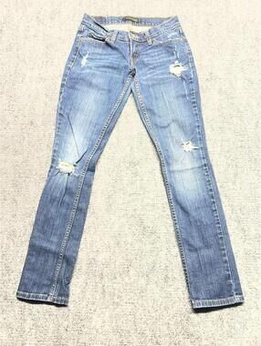 Levi’s 524 Too Superlow Slim Jeans Womens 1S Distressed Blue Denim Mid Wash Y2K